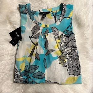 🛍 4/$15🛍 Women’s Blouse